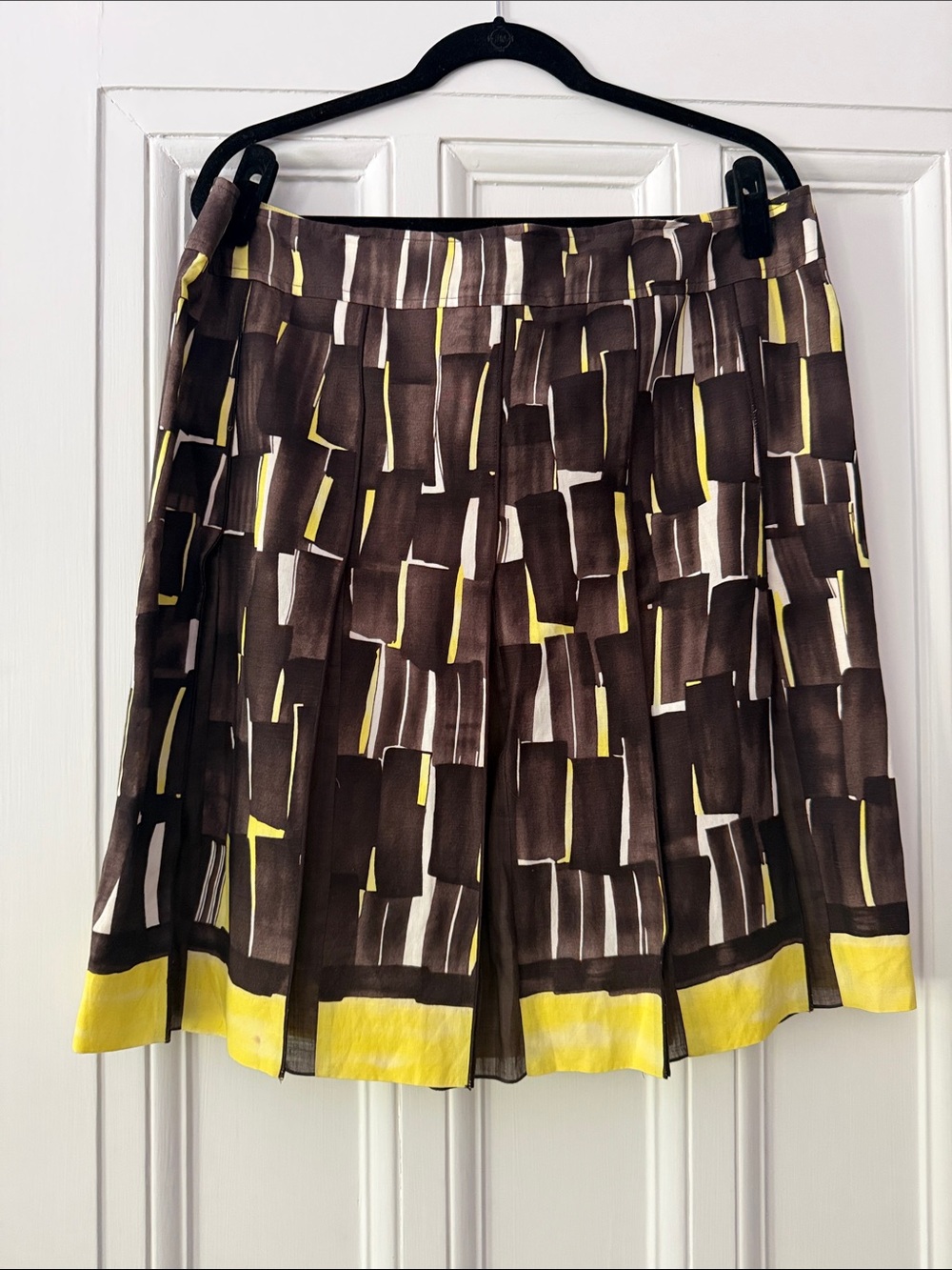 Women's Brown and Yellow Patterned Pleated Skirt